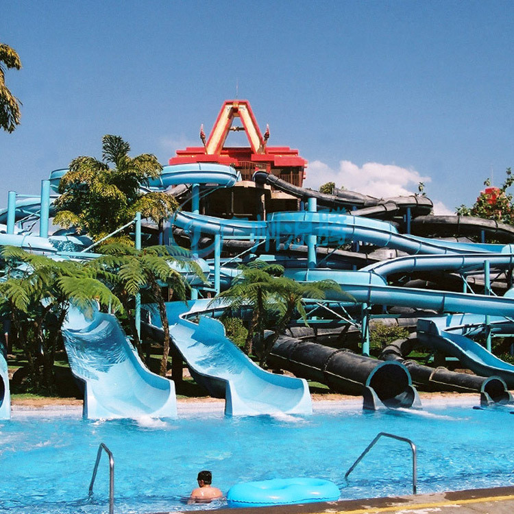 水上樂園設備-螺旋組合滑梯 水上樂園設備-螺旋組合滑梯